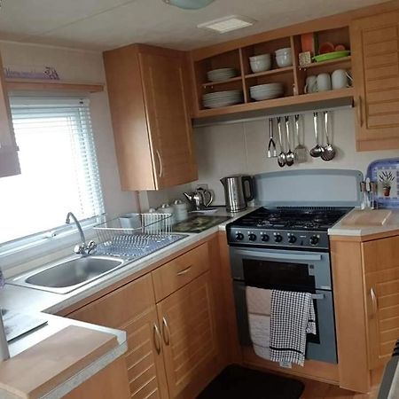 I 10 Caravan 4 Berth Chase Caravan Park Ingoldmells Zewnętrze zdjęcie